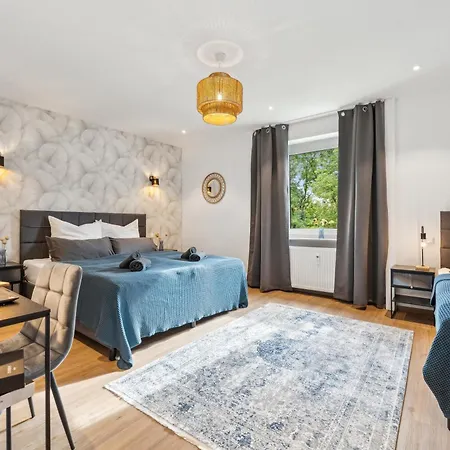 Grosszuegiges - Blue - In Sw Apartment Schweinfurt