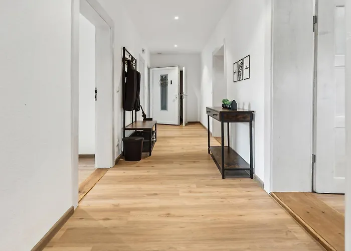 Grosszuegiges - Blue - In Sw Appartement Schweinfurt